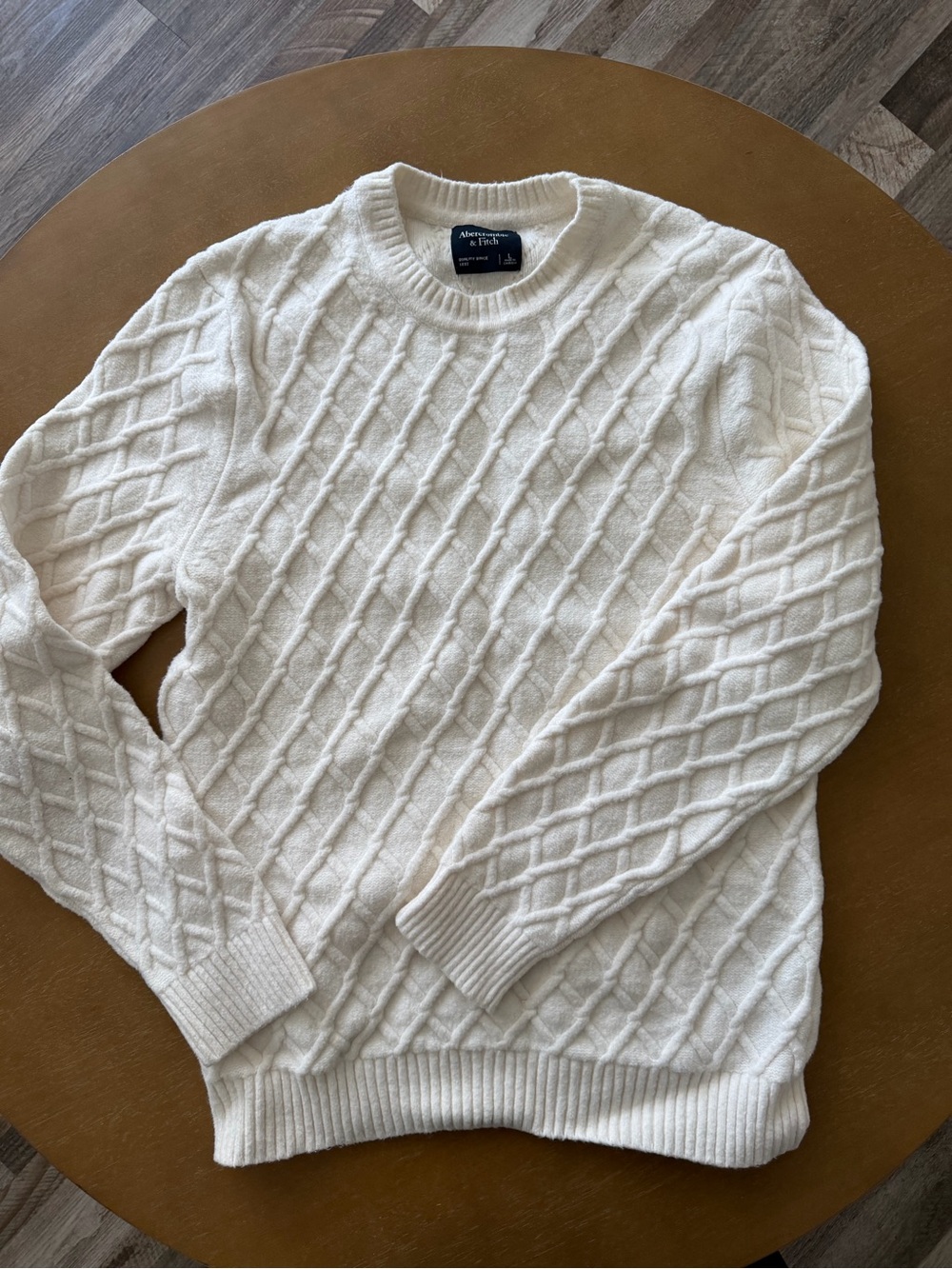 Abercrombie & Fitch Men’s Off-White Cable Knit Crewneck Sweater
